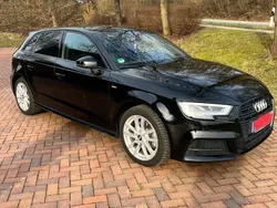 Schwarz Gebraucht 2019 Audi A3 Sportback Sport Limousine | 18.990 € (Fairer Preis)