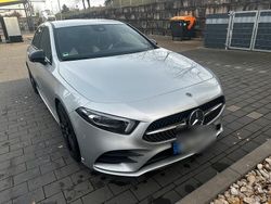 Silber Gebraucht 2018 Mercedes A200 AMG line Kleinwagen | 22.100 € (Fairer Preis)