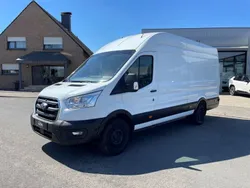 Weiss Gebraucht 2020 Ford Transit Trend Van | 29.499 € (Teuer)