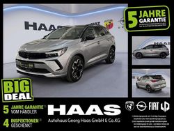Kontrast grau/quarz silber Gebraucht 2022 Opel Grandland X Ultimate SUV | 25.980 € (Fairer Preis)