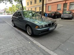 Grau Gebraucht 2003 BMW 520 Limousine | 4.100 € (Fairer Preis)