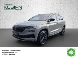 Grau Gebraucht 2024 Skoda Karoq SportLine SUV | 39.490 € (Teuer)