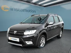 Schwarz Gebraucht 2018 Dacia Logan Limousine | 9.699 € (Etwas zu teuer)