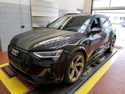 Mythosschwarz metallic Gebraucht 2022 Audi e-tron Ambiente SUV | 45.915 € (Fairer Preis)