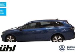 Reef blue metallic Gebraucht 2025 VW Passat R-line Kombi | 43.690 € (Fairer Preis)