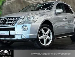 Silber Gebraucht 2009 Mercedes ML55 AMG SUV | 14.900 € (Fairer Preis)