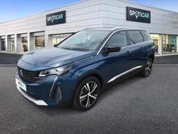 Blau Gebraucht 2024 Peugeot 5008 GT Van / Kleinbus | 28.390 € (Fairer Preis)