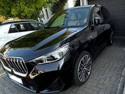Schwarz Gebraucht 2023 BMW iX1 Sport Line SUV | 40.600 € (Fairer Preis)