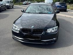 Schwarz Gebraucht 2011 BMW 320 Cabriolet Sport Line Cabrio | 13.500 € (Fairer Preis)