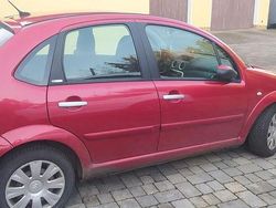 Rot Gebraucht 2005 Citroën C3 Comfort Limousine | 1.000 € (Superpreis)