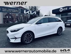 Weiß Gebraucht 2025 Kia Ceed Sportswagon Kombi | 21.880 € (Superpreis)
