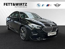 Saphirschwarz metallic Gebraucht 2022 BMW 220 M Sport Limousine | 33.590 € (Fairer Preis)