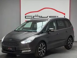Grau Gebraucht 2016 Ford Galaxy Titanium Van / Kleinbus | 18.850 € (Fairer Preis)