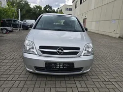 Silber Gebraucht 2003 Opel Meriva Enjoy Van / Kleinbus | 2.499 € (Fairer Preis)
