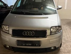 Silber Gebraucht 2000 Audi A2 Kleinwagen | 5.999 €