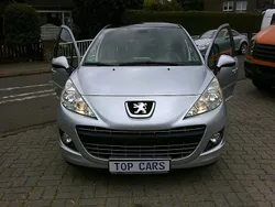 Silber Gebraucht 2010 Peugeot 207 Platinum Kleinwagen | 4.870 € (Fairer Preis)