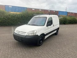 Weiß Gebraucht 2007 Citroën Berlingo Van / Kleinbus | 2.750 € (Etwas zu teuer)