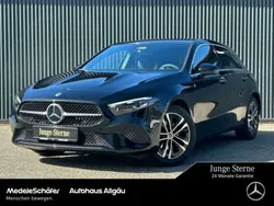 Unilack nachtschwarz Gebraucht 2023 Mercedes A200 Limousine | 30.949 € (Etwas zu teuer)