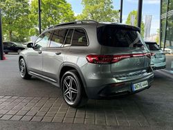 Grau Gebraucht 2023 Mercedes EQB250 AMG SUV | 35.900 €