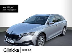 Silber Gebraucht 2022 Skoda Octavia Style Kombi | 22.770 € (Fairer Preis)