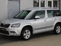 Silber Gebraucht 2014 Skoda Yeti Ambition SUV | 12.980 € (Fairer Preis)