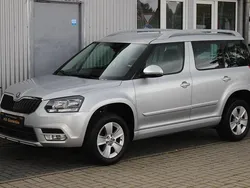 Silber Gebraucht 2014 Skoda Yeti Ambition SUV | 12.980 € (Fairer Preis)
