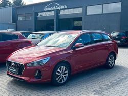 Rot Gebraucht 2018 Hyundai i30 Trend Kombi | 12.299 € (Fairer Preis)