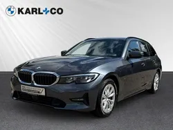 Grau Gebraucht 2021 BMW 330e Sport Line Kombi | 25.888 € (Fairer Preis)