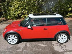 Rot Gebraucht 2003 Mini Cooper Kleinwagen | 2.189 € (Teuer)