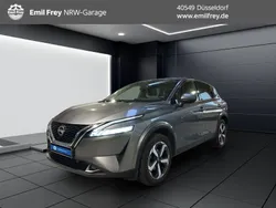 Grau Gebraucht 2023 Nissan Qashqai N-Connecta SUV | 26.485 € (Fairer Preis)