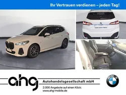 Weiß Gebraucht 2022 BMW 220 Active Tourer M Sport Van / Kleinbus | 32.860 € (Fairer Preis)