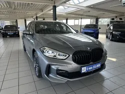 Grau Gebraucht 2023 BMW 118 M Sport Kleinwagen | 26.900 € (Fairer Preis)