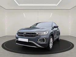 Schwarz Gebraucht 2024 VW T-Roc Style SUV | 31.289 € (Fairer Preis)