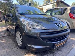 Grau Gebraucht 2008 Peugeot 207 Tendance Kombi | 2.990 € (Etwas zu teuer)