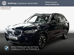 M carbonschwarz metallic Gebraucht 2023 BMW iX3 Sport Line SUV | 44.440 € (Guter Preis)