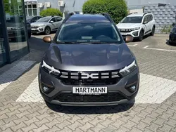 Dolomitgrau (grau) Neu 2024 Dacia Jogger Extreme Van / Kleinbus | 23.340 € (Fairer Preis)