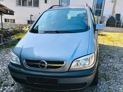 Gebraucht 2003 Opel Zafira Van / Kleinbus | 1.600 €