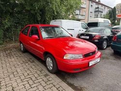 Rot Gebraucht 1996 Chevrolet Nexia Kleinwagen | 1.650 €