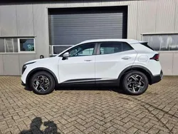 Deluxeweiß metallic Neu 2025 Kia Sportage Vision SUV | 30.400 € (Guter Preis)