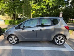 Braun Gebraucht 2010 Opel Meriva Innovation Van / Kleinbus | 6.500 € (Fairer Preis)