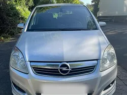 Silber Gebraucht 2010 Opel Zafira OPC Van / Kleinbus | 2.100 € (Fairer Preis)