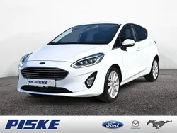 Weiß Gebraucht 2018 Ford Fiesta Titanium Kleinwagen | 13.950 € (Fairer Preis)