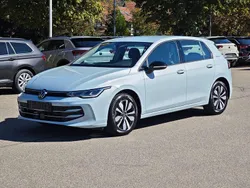 Blau Gebraucht 2024 VW Golf VIII Goal Limousine | 26.780 € (Guter Preis)