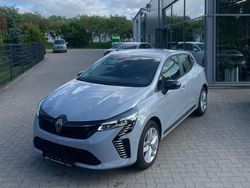 Rafalegrau Gebraucht 2024 Renault Clio V Evolution Kleinwagen | 18.900 € (Fairer Preis)