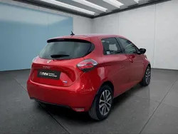 Rot Gebraucht 2022 Renault Zoe Kleinwagen | 14.699 € (Fairer Preis)