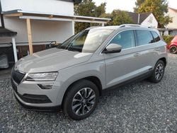 Grau Gebraucht 2021 Skoda Karoq SUV | 21.290 € (Superpreis)