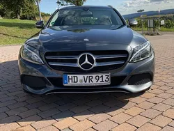 Grau Gebraucht 2015 Mercedes 200 Avantgarde Kombi | 18.500 €