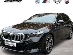 Schwarz Gebraucht 2025 BMW 520 Comfort Edition Kombi | 54.980 € (Guter Preis)