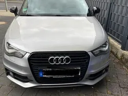 Grau Gebraucht 2015 Audi A1 Sportback S-Line Kleinwagen | 13.850 € (Etwas zu teuer)