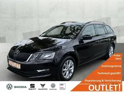 Schwarz Gebraucht 2020 Skoda Octavia Ambition Kombi | 17.480 € (Superpreis)